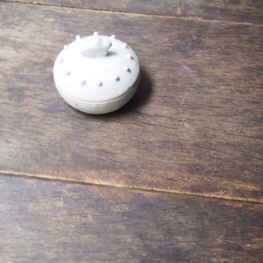 52-2 フタモノ | 小坂 梨絵