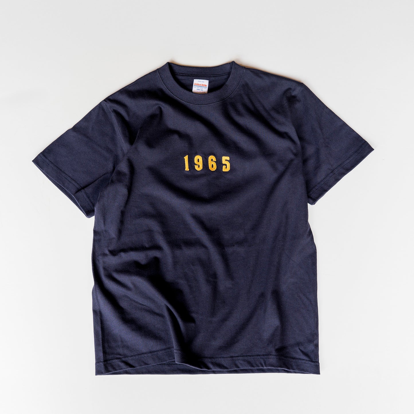 4 刺しゅうTシャツ 1965 | 四々舎