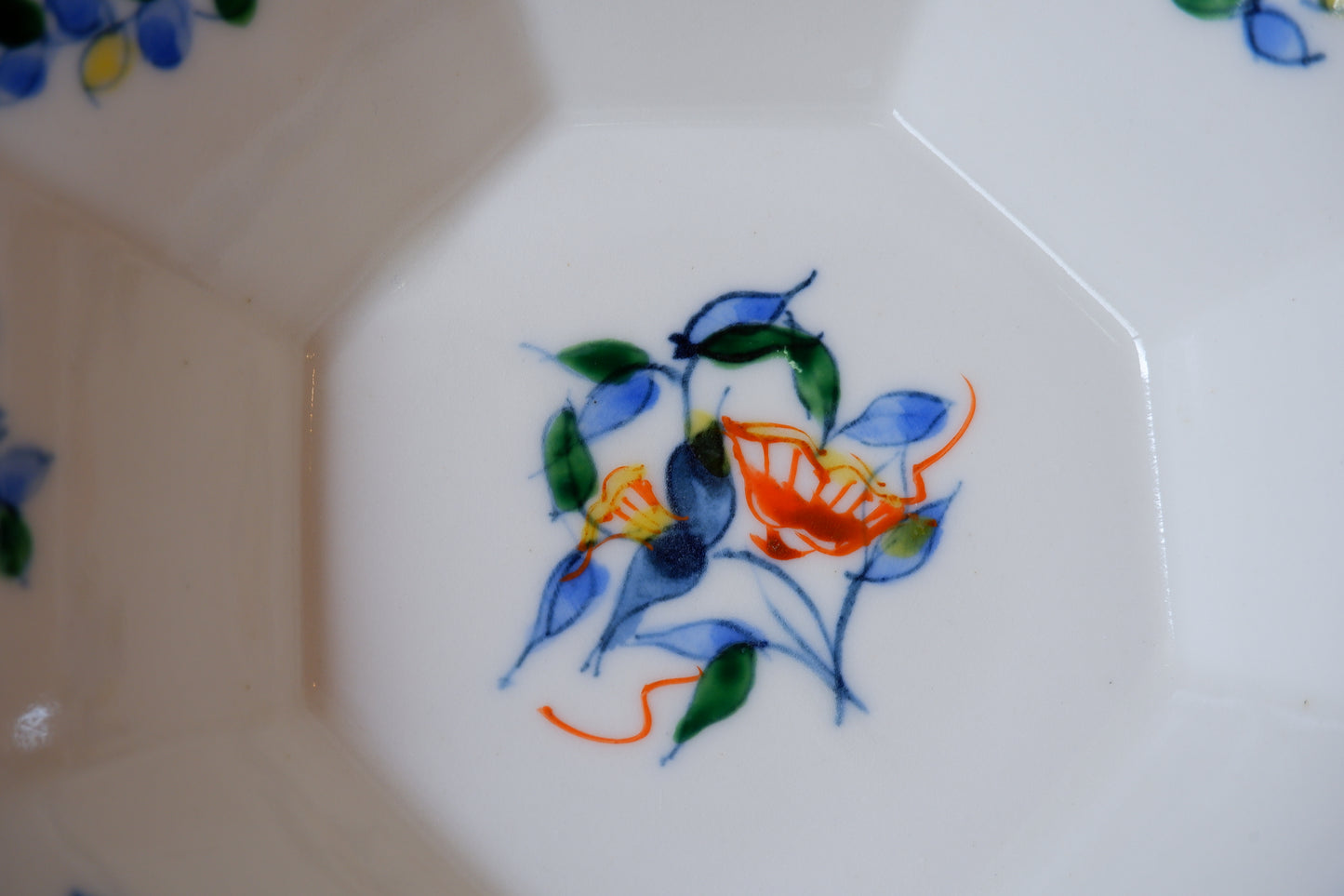 呉須赤絵輪花面取鉢 ②
