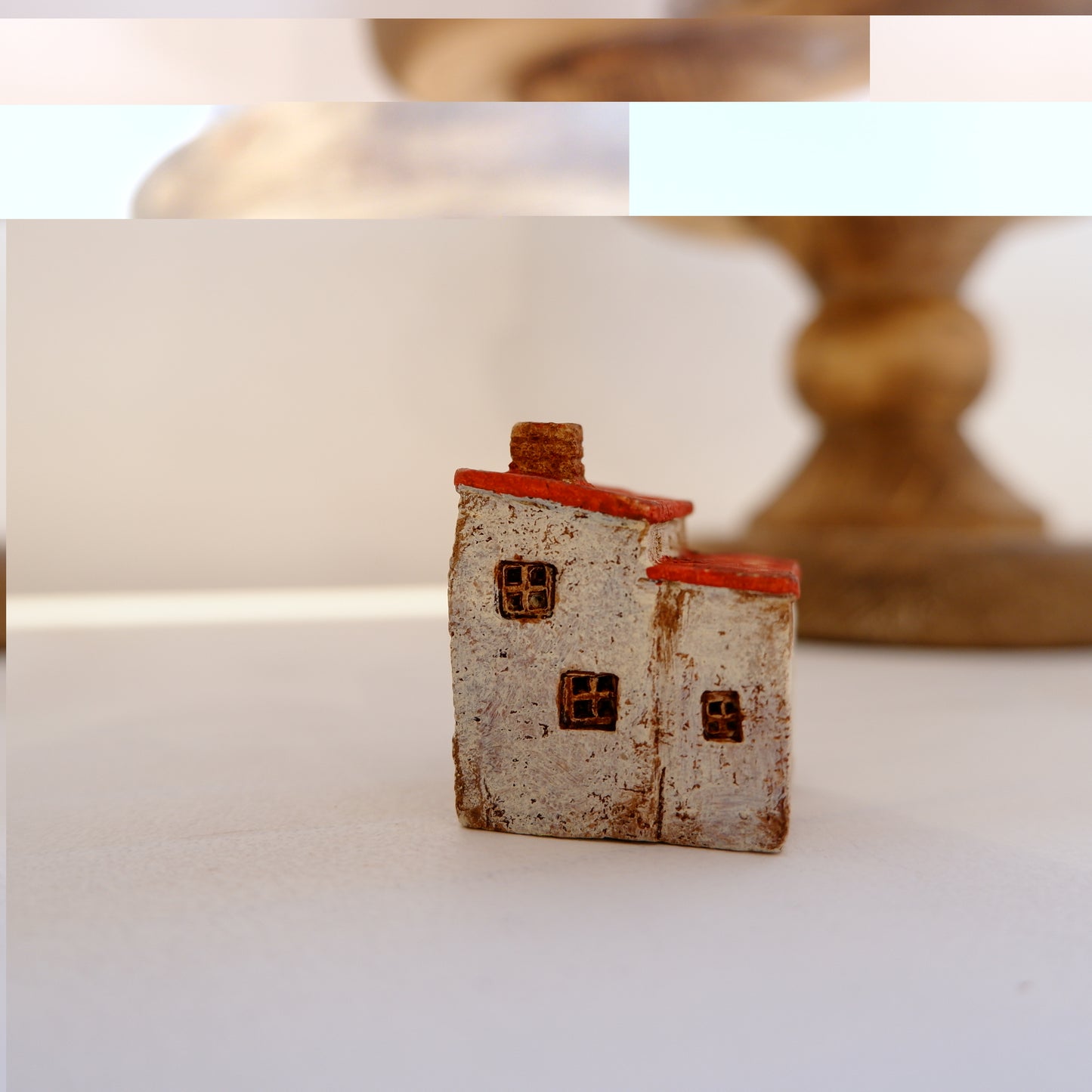 48 二段屋根のおうち(レンガ色) | casetta