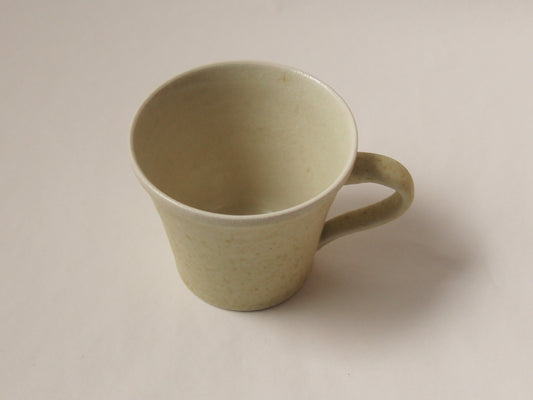 マグカップキナリ