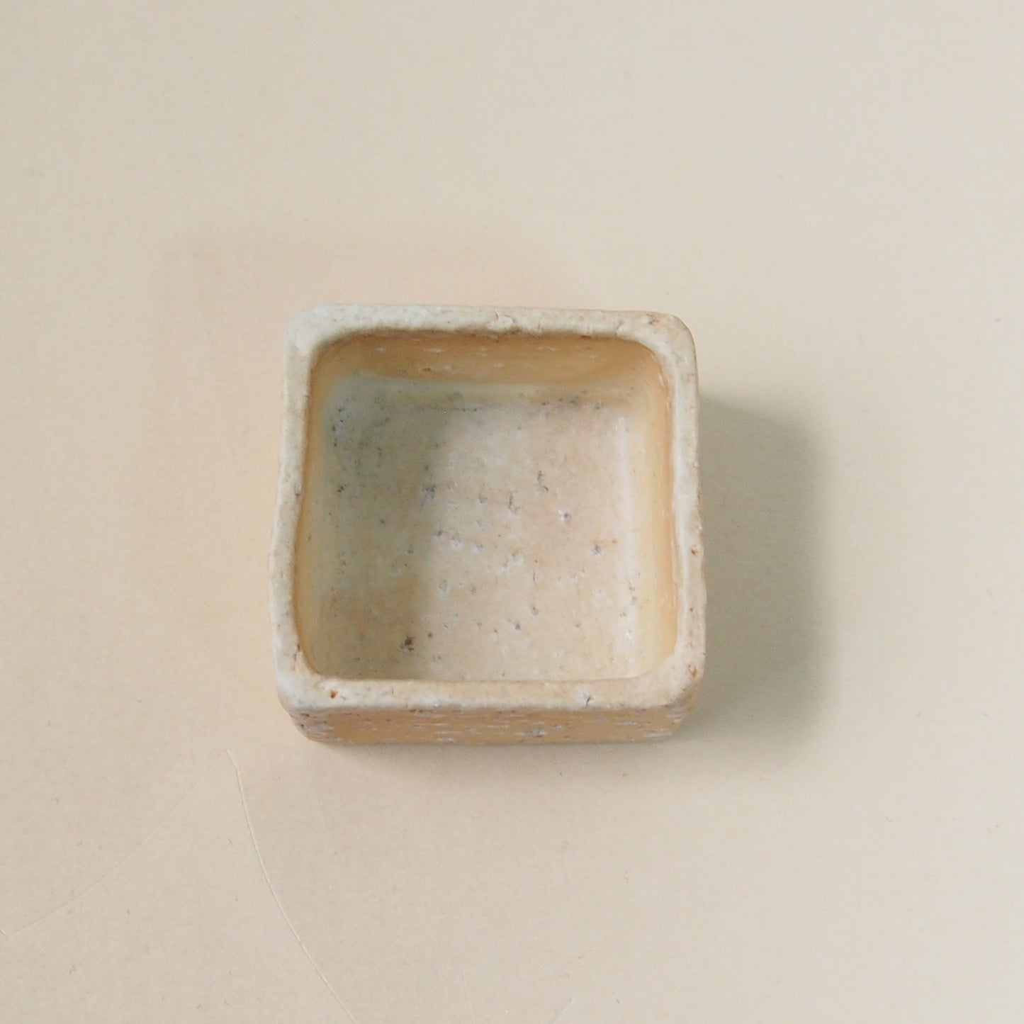 白磁枡形ぐい呑