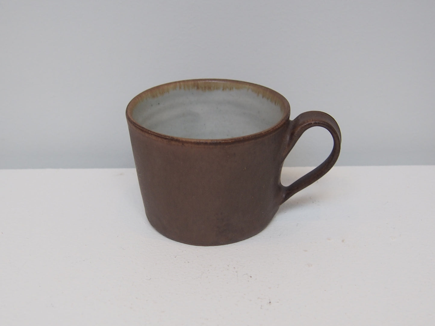 1.コーヒーカップ 茶