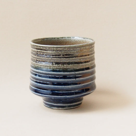 藍鉄塩釉湯呑一対