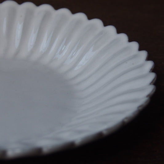 23 輪花平皿