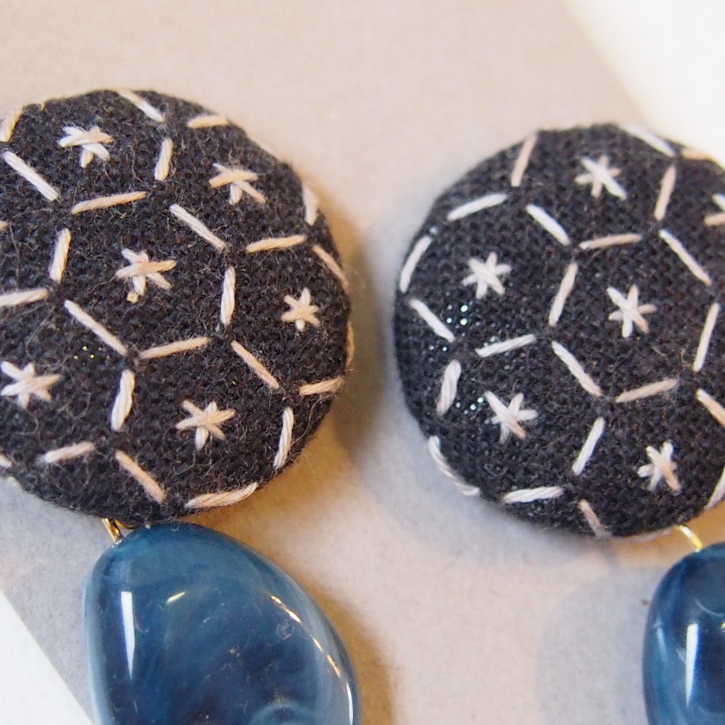 ピアス 箱入り 6.青系