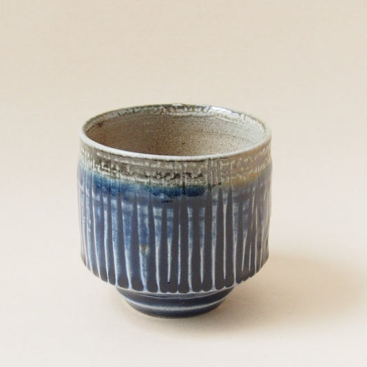 藍鉄塩釉鎬湯呑