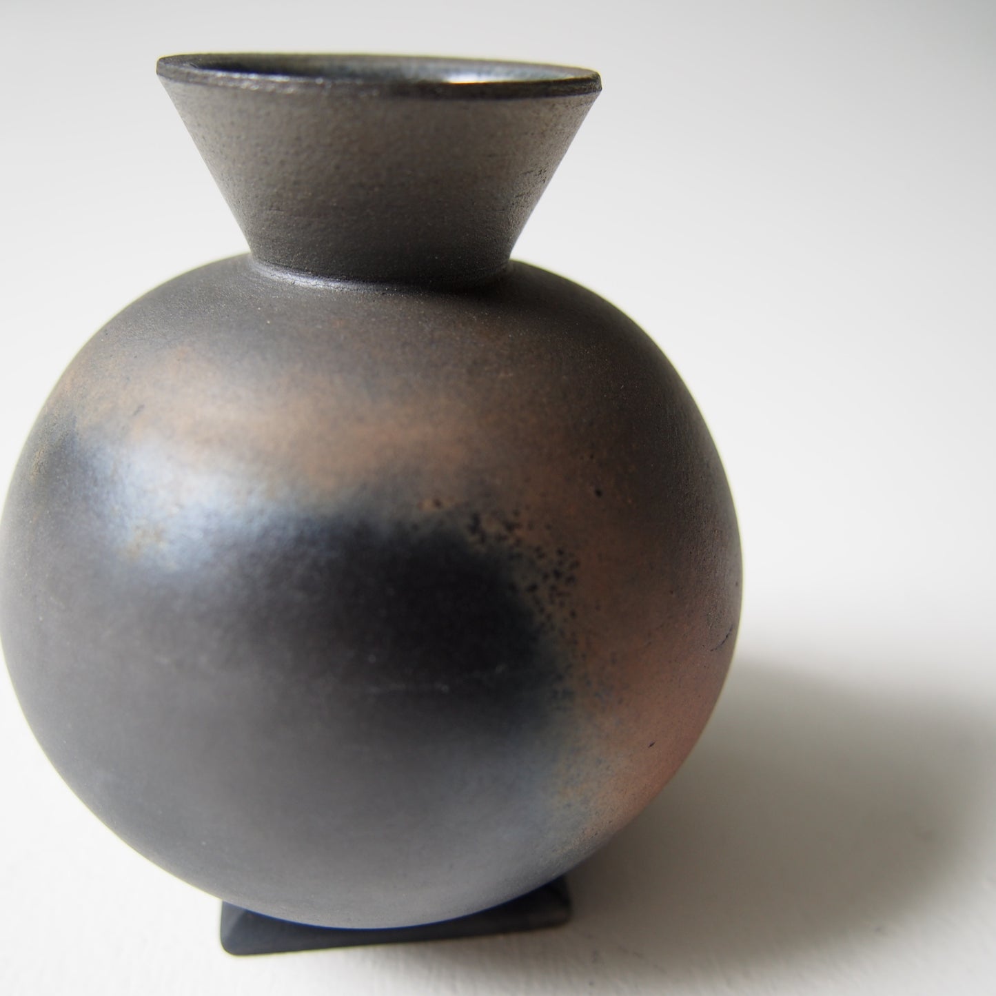 27 C-vase | 西山すみれ