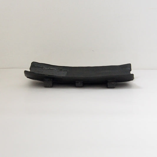 25 黒釉色絵重ね長角皿 | 浅田恵美子