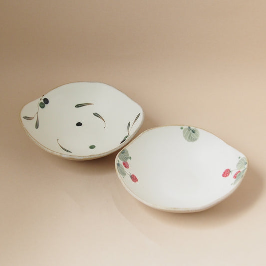 手付鉢(オリーブ、イチゴ)