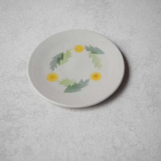 80-1 4寸皿 タンポポ | はるな陶芸工房