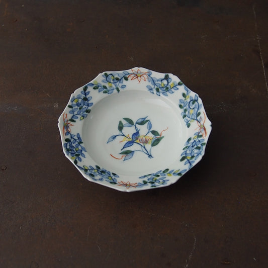 54 呉須赤絵輪花リム皿 | 宮田竜司