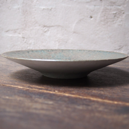 12 黒まだら灰釉7寸平鉢 | 田代倫章