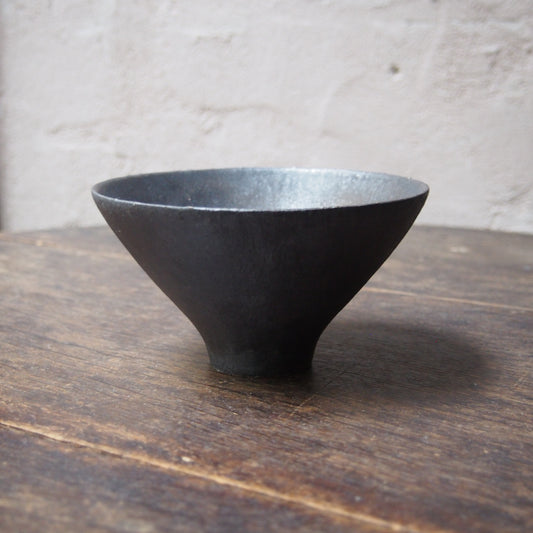 38 黒ラスター深鉢 | 田代倫章