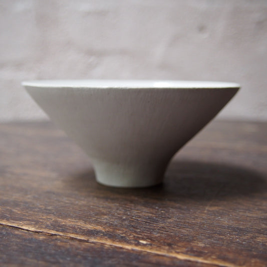 42 カシ灰釉飯碗 | 田代倫章