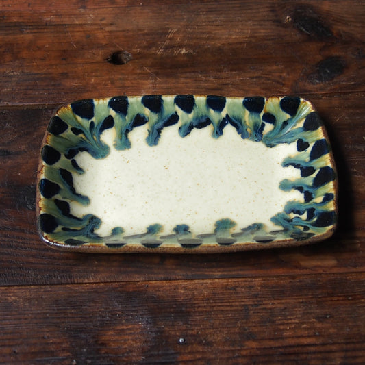 二彩(緑)四角皿(小)