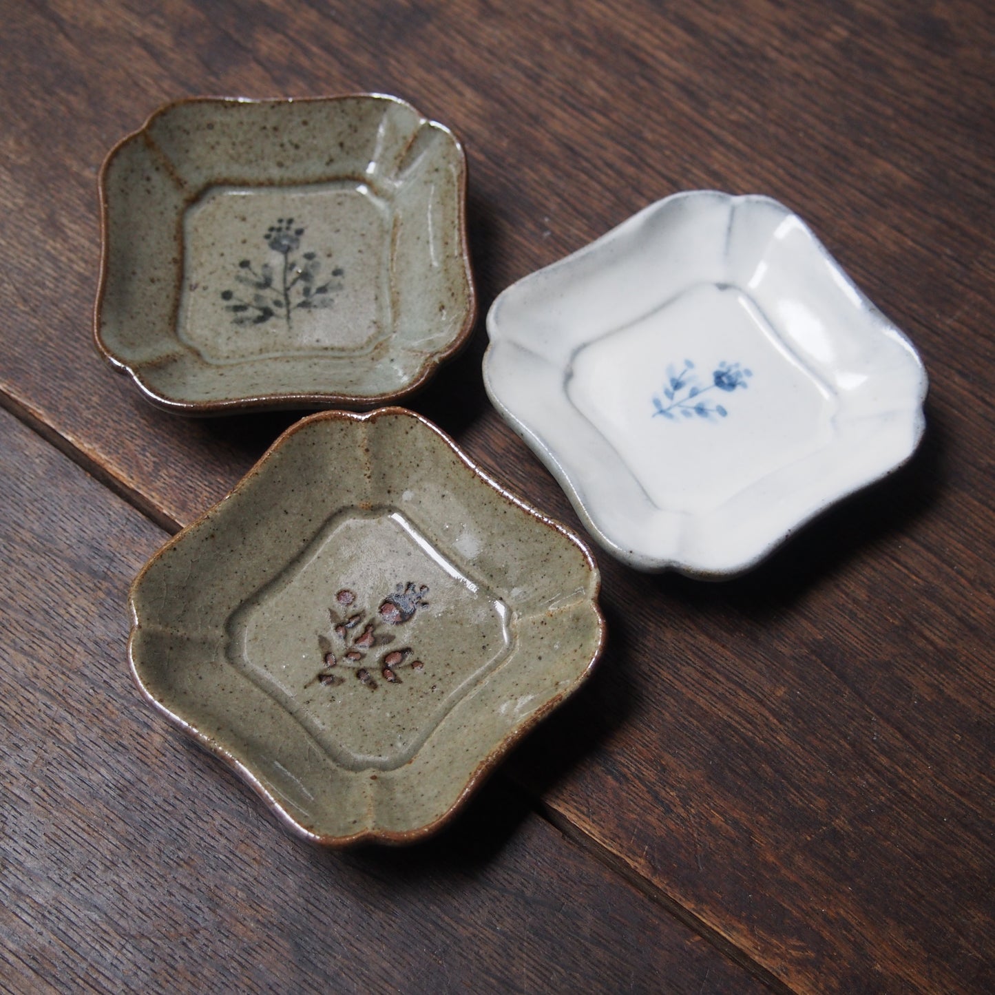 8 隅入四方皿S(呉須絵) | 加藤舞