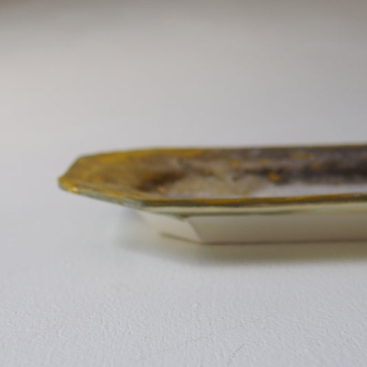 35-6 隅切長皿 | 梅本勇