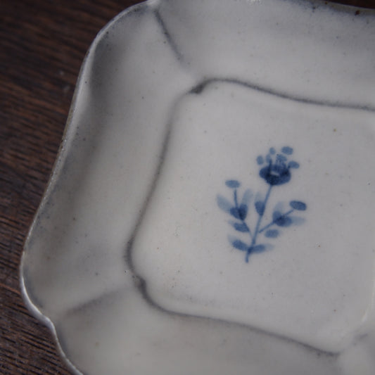 10 隅入四方皿S | 加藤舞