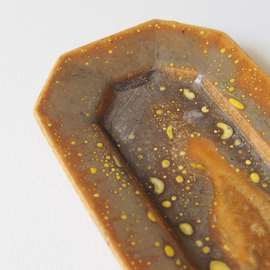 35-5 隅切長皿 | 梅本勇