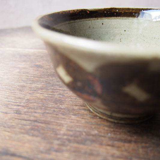 45-2 鉄絵並白釉飯碗(鉄絵並白釉) | 加藤舞