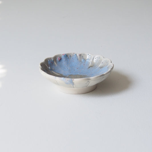 49-1 ガーベラ豆皿 | 梅本勇