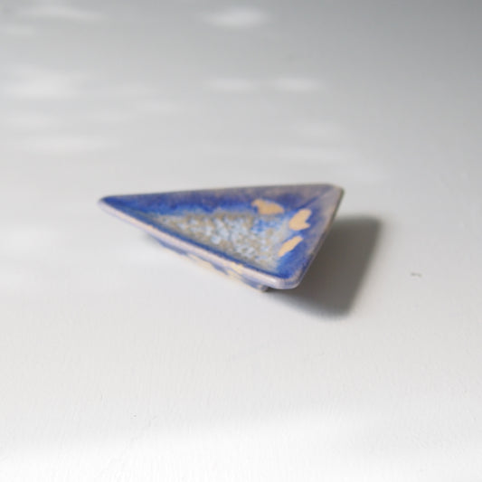 38-7 5三角豆皿 | 梅本勇