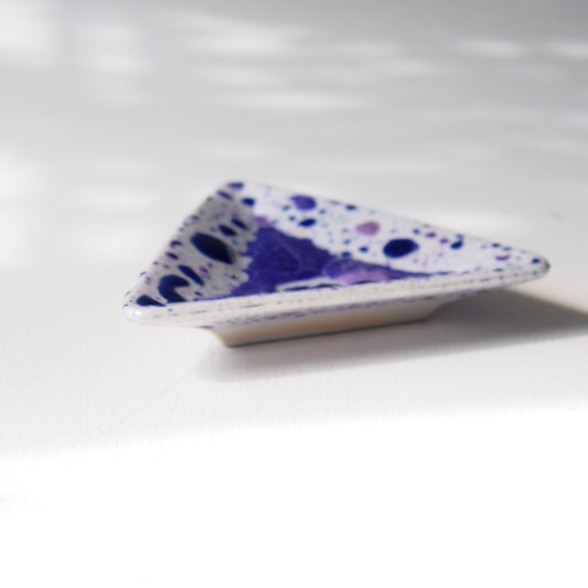 38-18 5三角豆皿 | 梅本勇