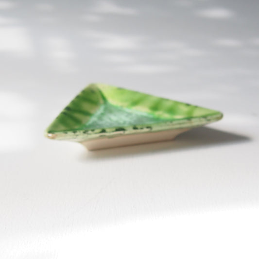 38-20 5三角豆皿 | 梅本勇