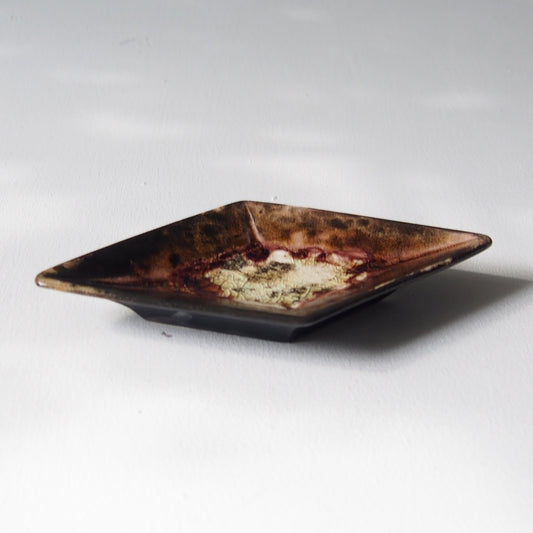 40-7 菱形豆皿 | 梅本勇