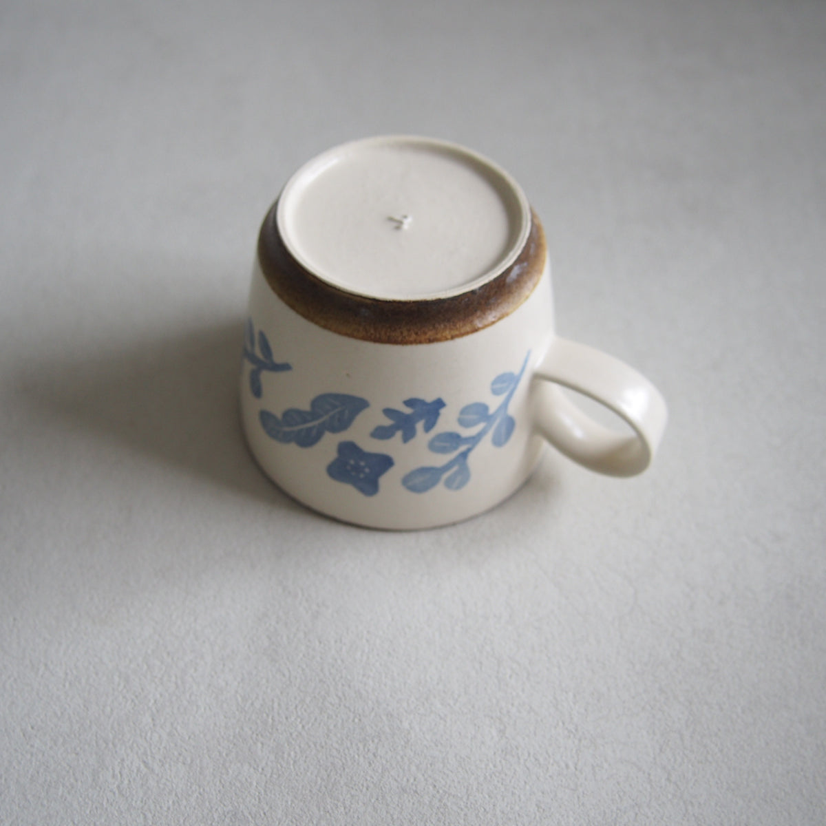 28 コーヒーカップリース青 | かとうようこ