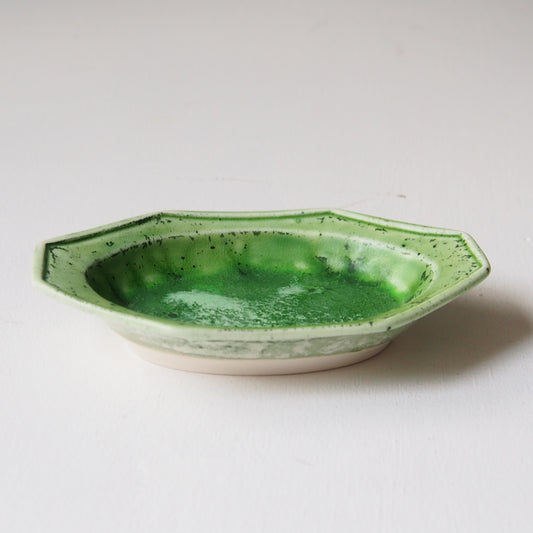 44-6 八角オーバル豆皿 | 梅本勇