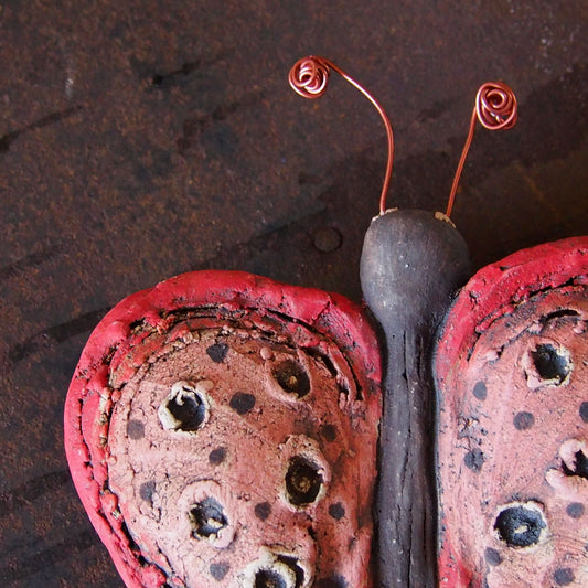 17 ちょうちょ 赤 | 本田あつみ