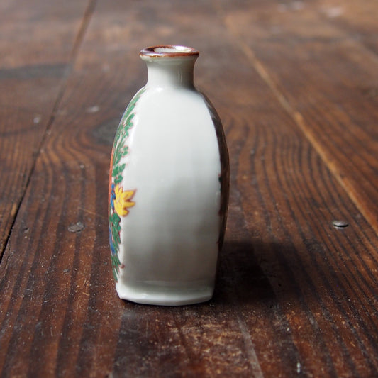 84 色絵牡丹文扁壷 | 志村和晃