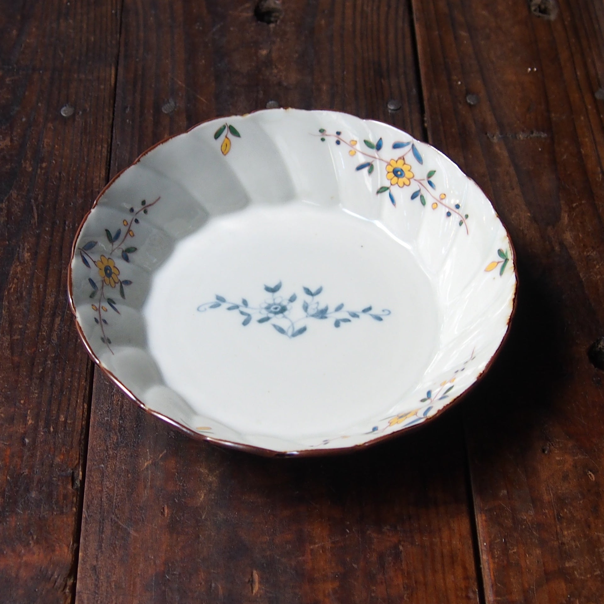 志村和晃】92 色絵花文捻り6寸鉢 | 益子のギャラリー もえぎ – moegi