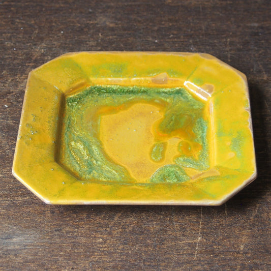 34-14 四角隅切皿 | 梅本勇