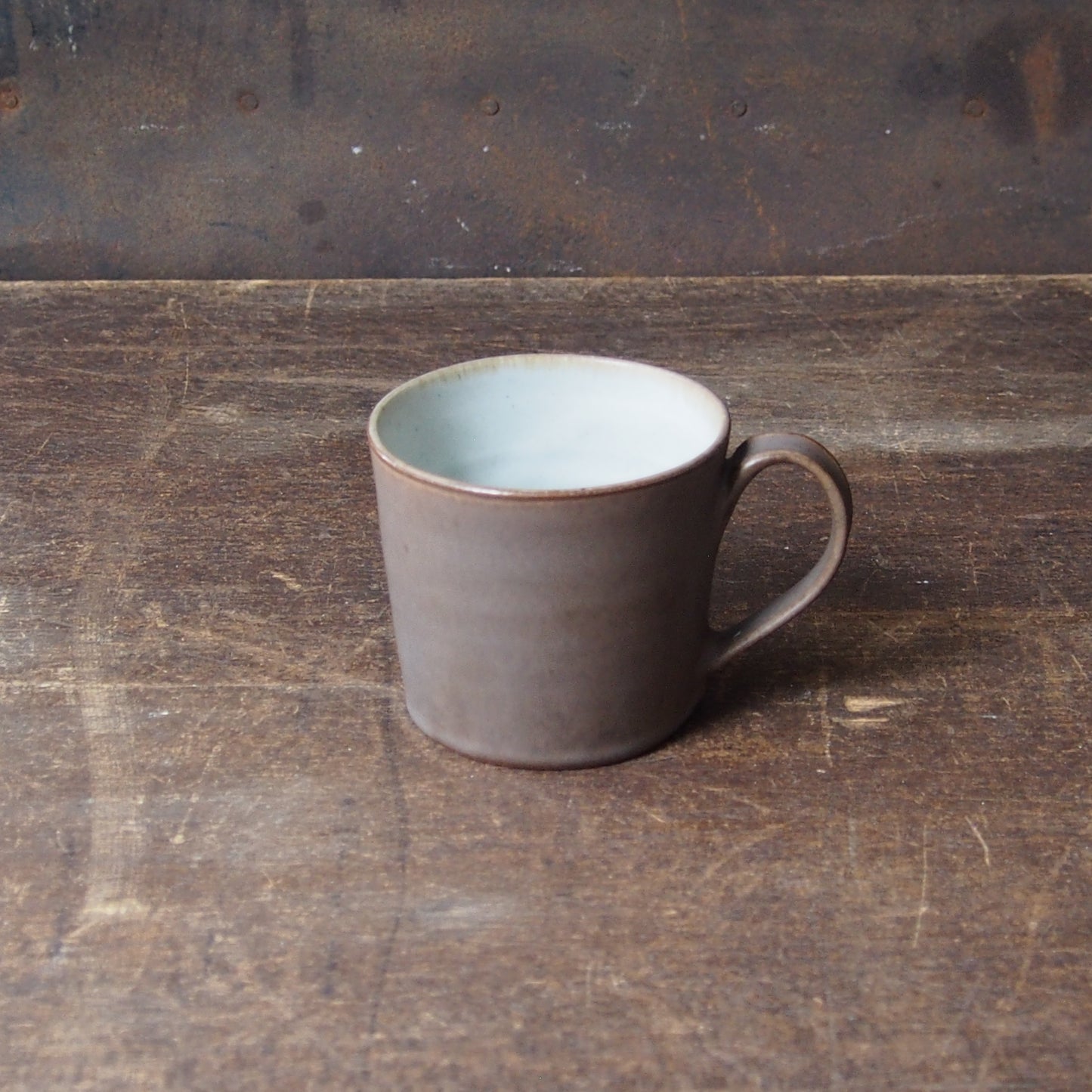 2.マグカップ(大) 茶