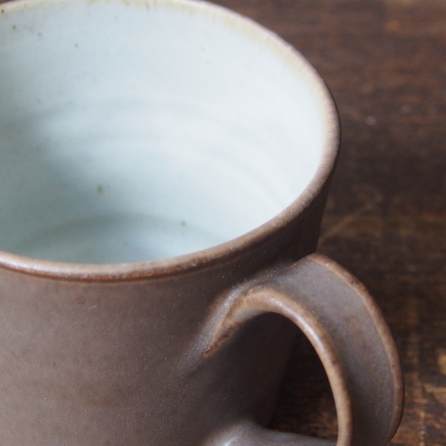 2.マグカップ(大) 茶