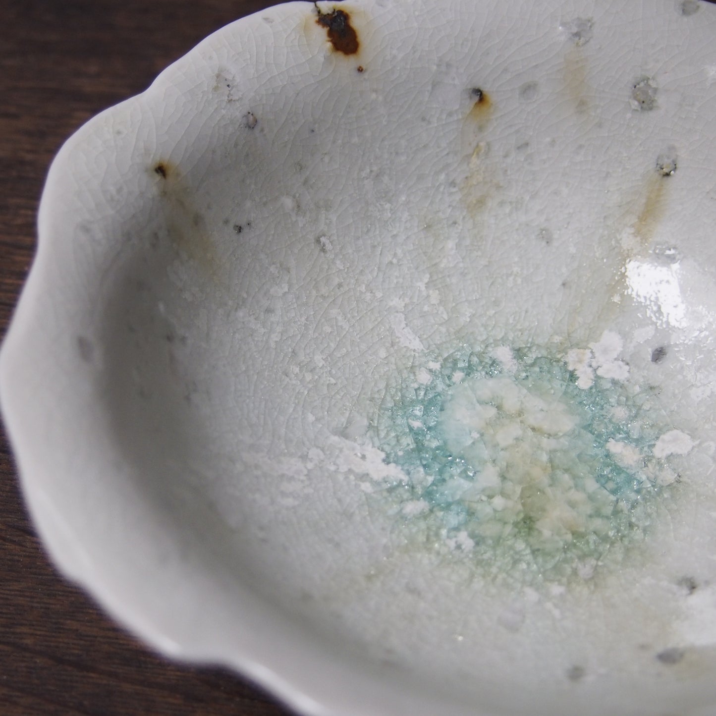 28 手びねり鉢 16㎝ | 小坂　梨絵