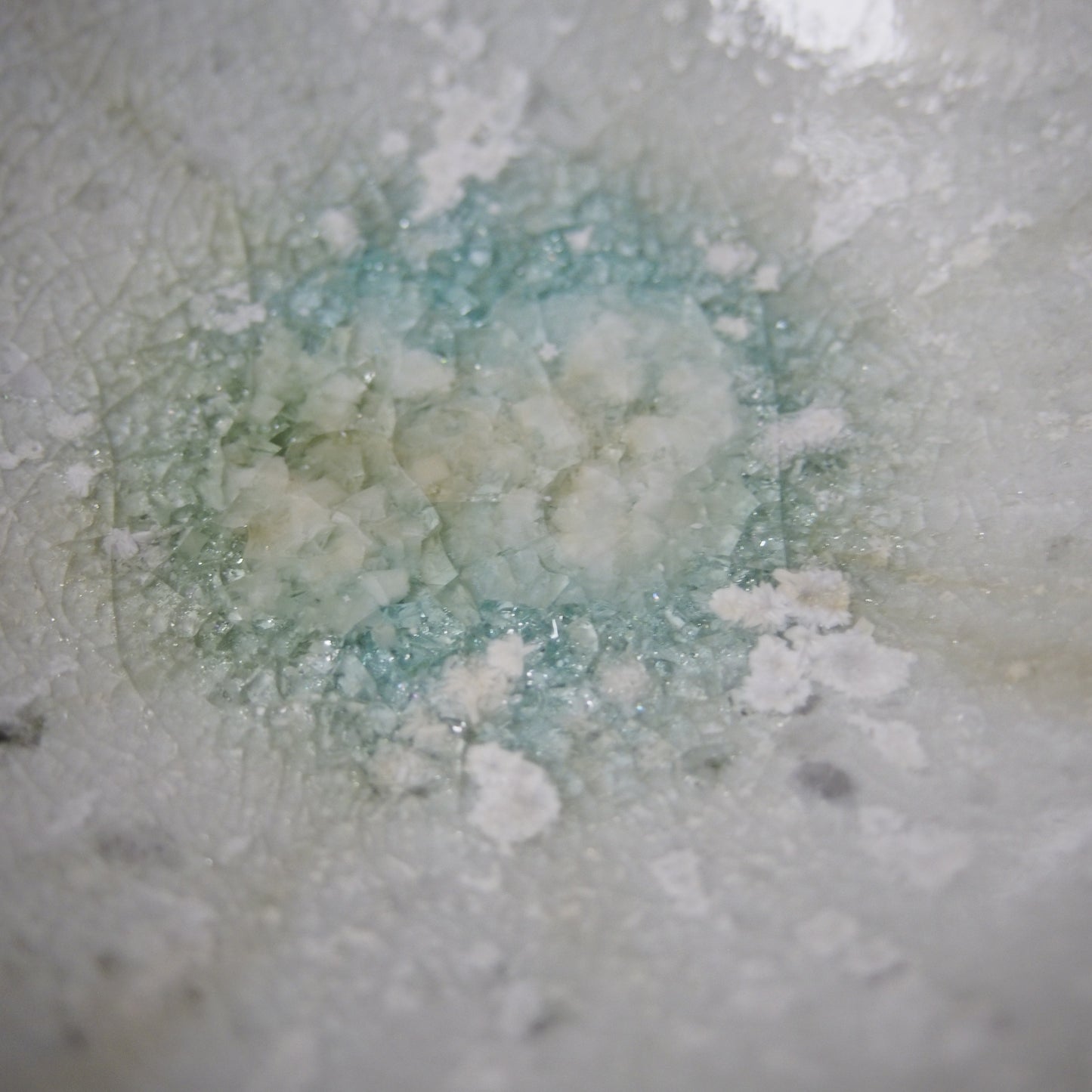 28 手びねり鉢 16㎝ | 小坂　梨絵