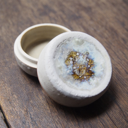 47-2 フタモノ | 小坂　梨絵