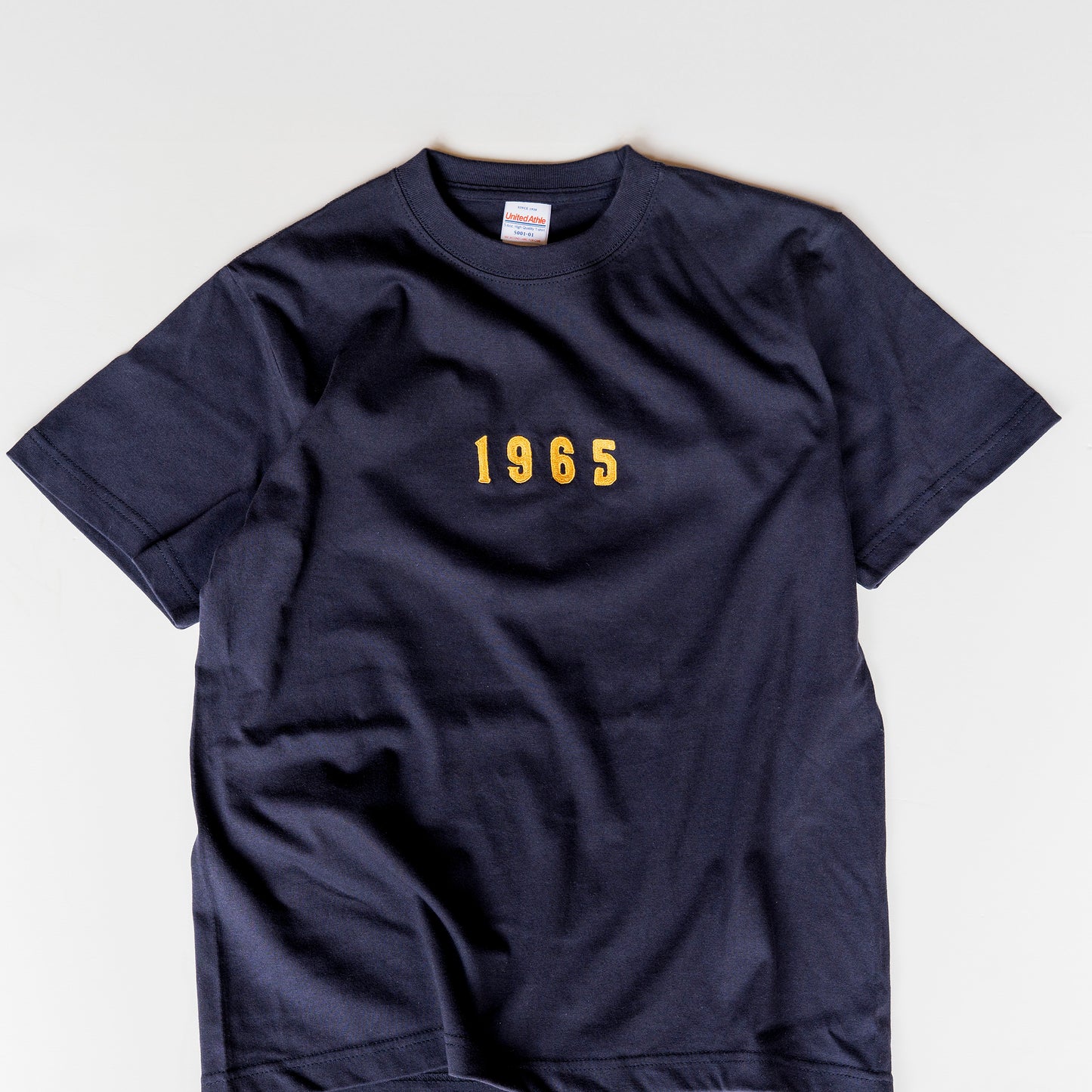 4　刺しゅうTシャツ 1965 | 四々舎