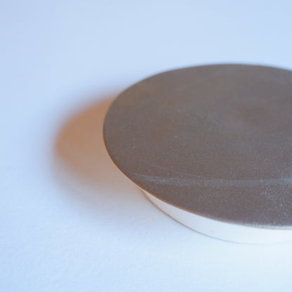 11　壁掛け花器 | 榎本悦子