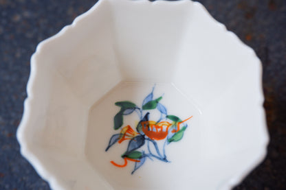 呉須赤絵輪花髙杯　①