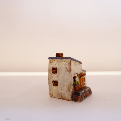 49　二段屋根のおうち(ブルー) | casetta