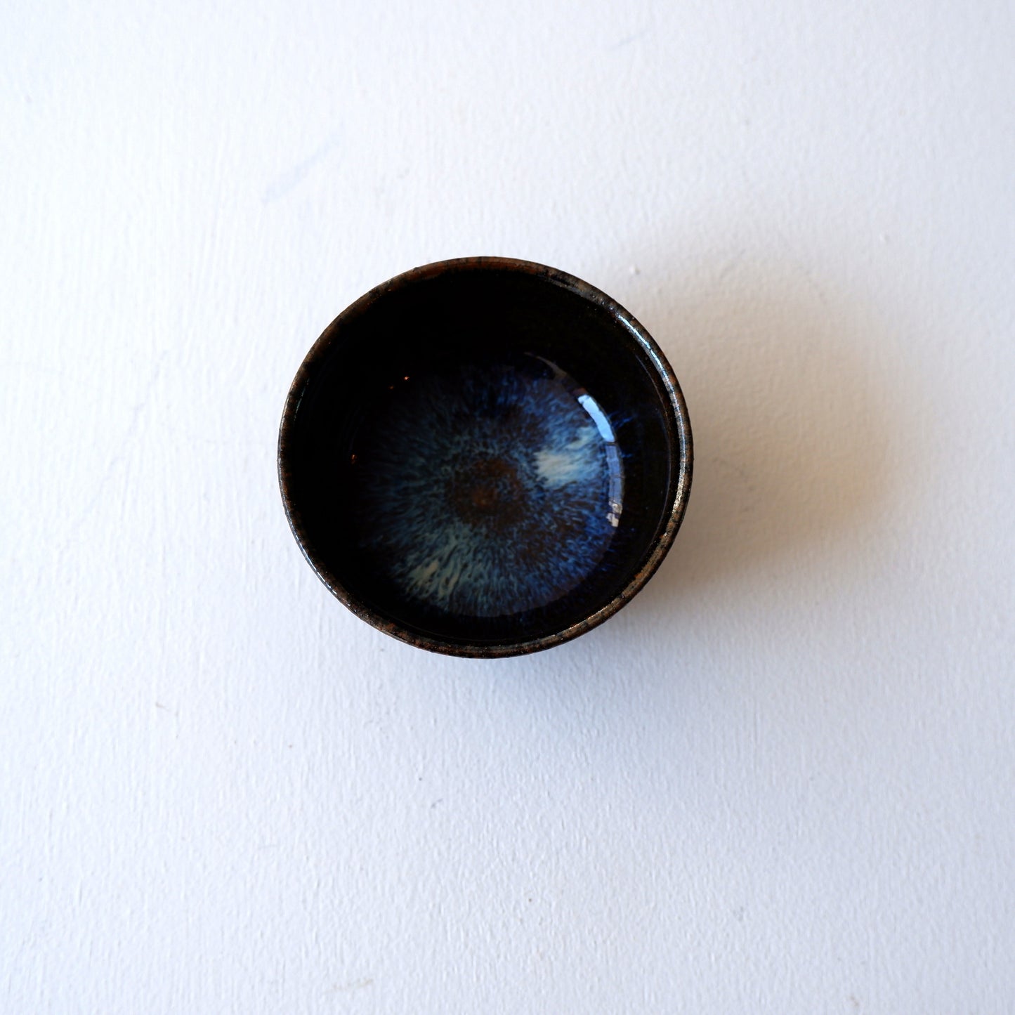 6　藁灰釉ぐい吞 | 村澤享