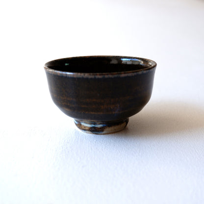 6　藁灰釉ぐい吞 | 村澤享