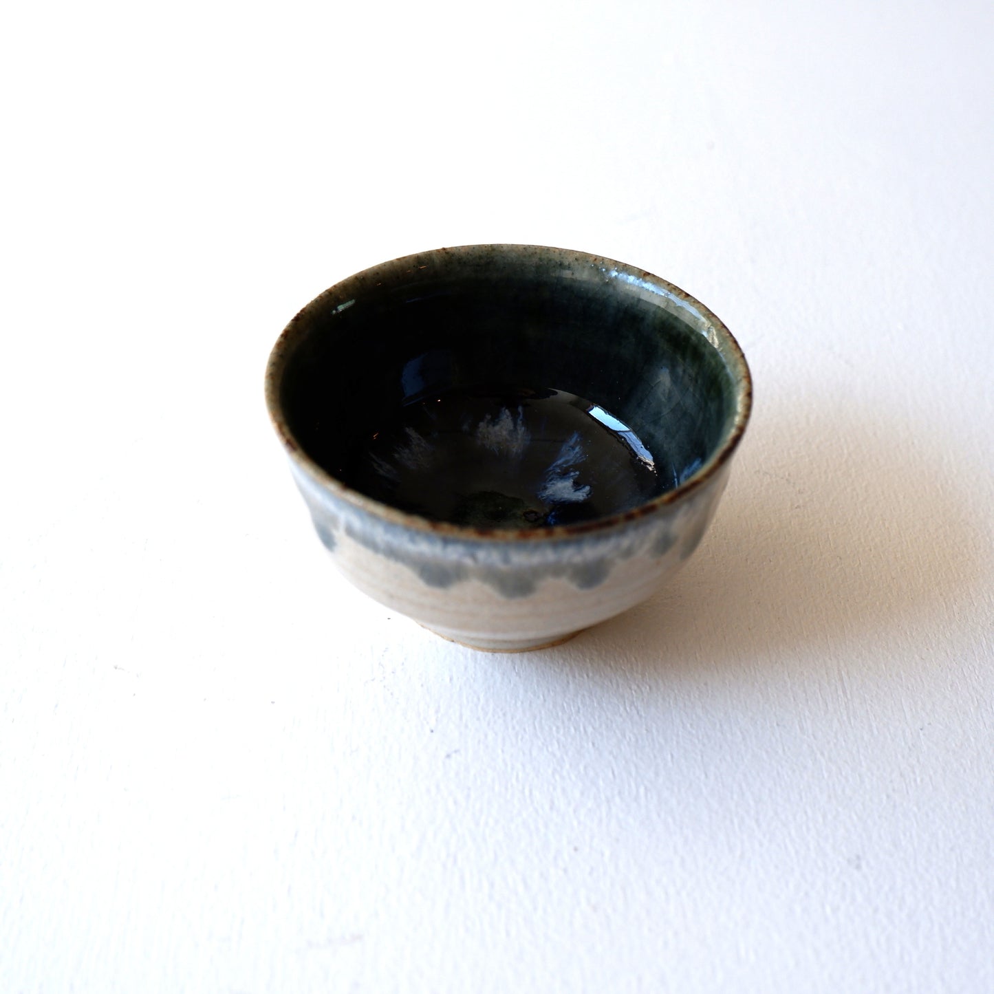 10　青灰釉ぐい吞 | 村澤享