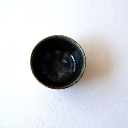 10　青灰釉ぐい吞 | 村澤享