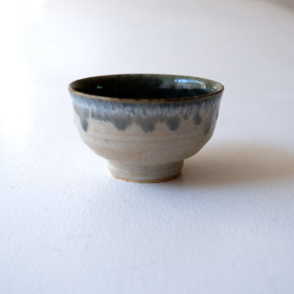 10　青灰釉ぐい吞 | 村澤享